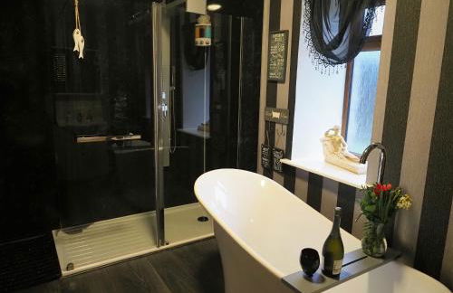 Valhalla Brae, 3 Bed House on NC500 with Beautiful Castle and Sea Views - Foto 16