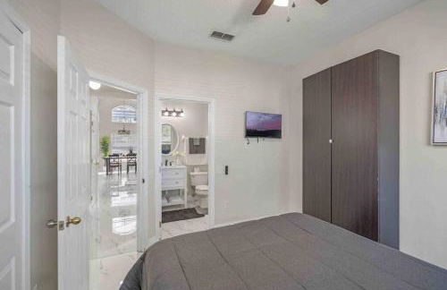 The Ritz Vacation, Heated Pool, Close 2 Disney - Photo 18