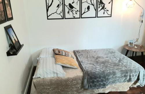 Amplo, aconchegante e pertinho de tudo - Foto 17