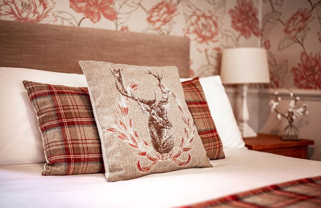 Trivelles Waterhall Country Hotel - Gatwick - Photo 21