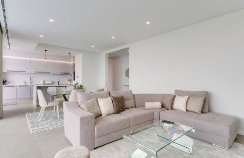 Luxury Villa Bianca by Holiday Rental Madeira - Photo 9