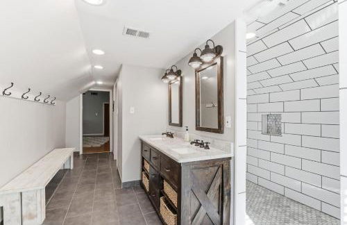 The Given House - Modern Midtown Stay - Foto 54