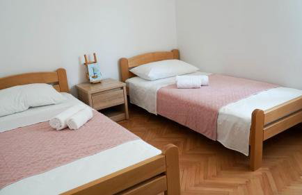 Nora Wine House - Foto 6