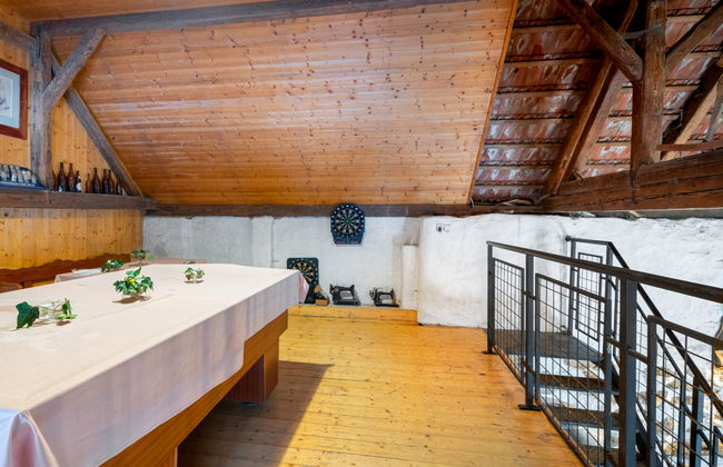 5 bedroom House in Benešov nad Černou with private pool and garden - Photo 45