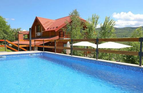 House Breza - Photo 1