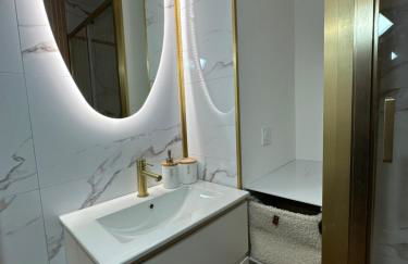 Studio MBS 2- Cosy, Tramway, Wifi, Parking, Equipé - Foto 11