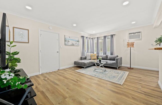 Bright&Cozy Getaway 10min to Downtown LA - Foto 11