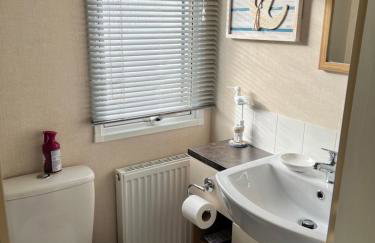 Mollys Retreat pet friendly three bed caravan with small garden Newquay Bay Resort Quieter area of park - Foto 18