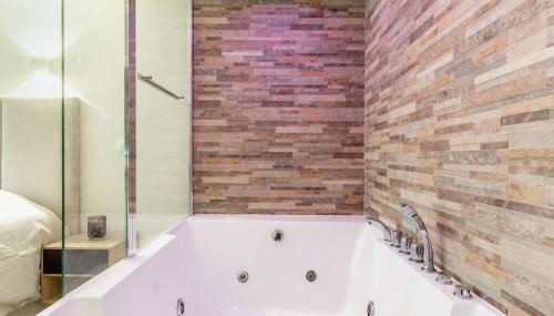 Love Room avec Jacuzzi, Le Saccard - Foto 4, Shower