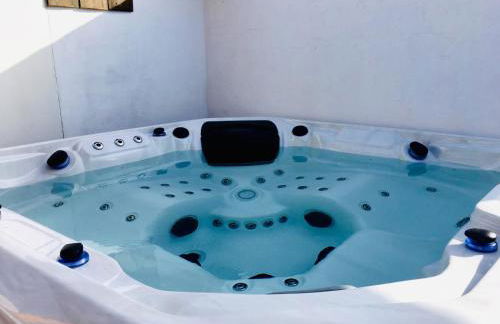 Wild House - Photo 30