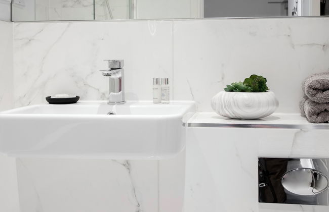 Elliot Oliver - Cosy 2 Bedroom Town Centre Apartment - Photo 11