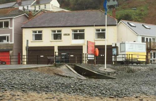 Gerlan Llangrannog - Photo 1