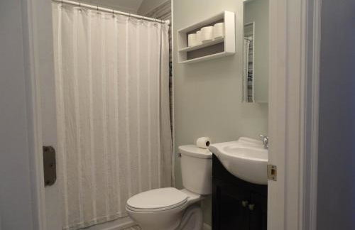 Convenient 2 bed Apt in Everett a Short Walk to Encore - Foto 12