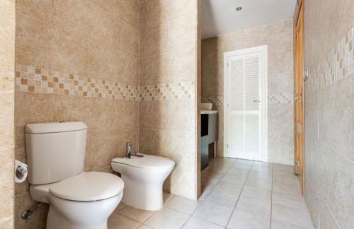 Tranquil Villa Stay in Tolleric - Foto 30