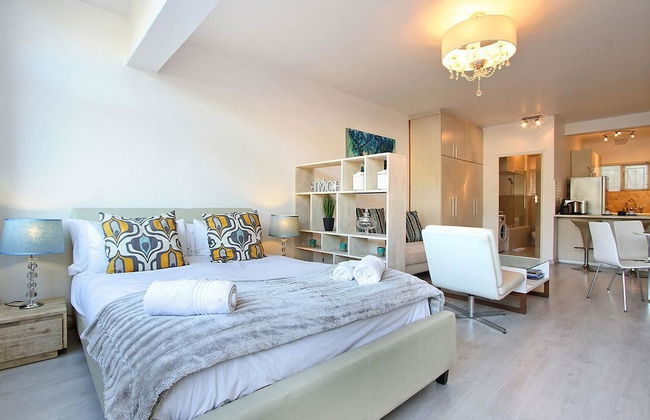 Sandringham II - Photo 3