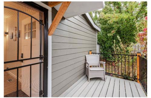 Family & Pet friendly 3 bdrm home with full kitchen and fenced yard - Foto 30