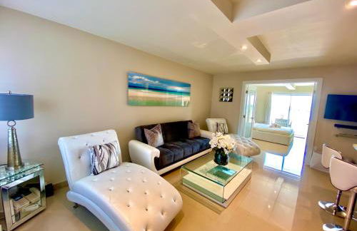 Premium Modern waterfront apartment with Miami Skyline view on the bay 5 mins drive to Miami Beach with free parking - Foto 11