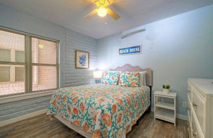 Beach Boardwalk Access Pool + Remodeled Interior Tropical Haven by Avantstay - Photo 36