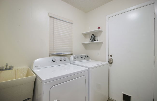 Tampa Bay- Large Pool home- Private Heated Pool! - Foto 20