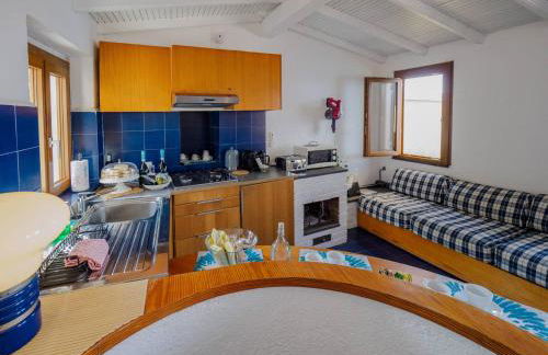 La Lampara Sea View Terrace Apartment With AC - Foto 17