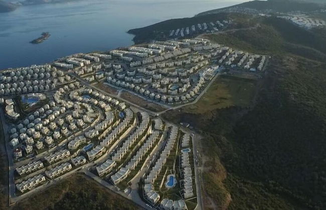 1 Bedroom Apartment Lake View 8 by Likya Global - Photo 31