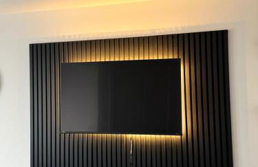 Parkside Luxury 3 bedroom home, 5 min to Ebbsfleet Station and has free Parking - Foto 38