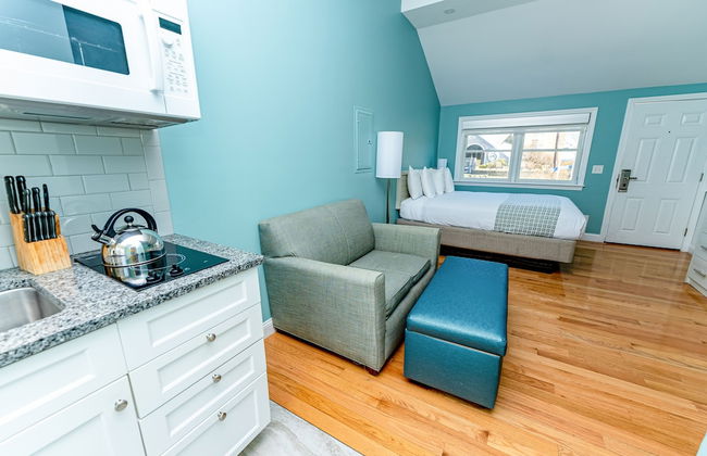 Edgewater Beach Resort, a VRI resort - Photo 6