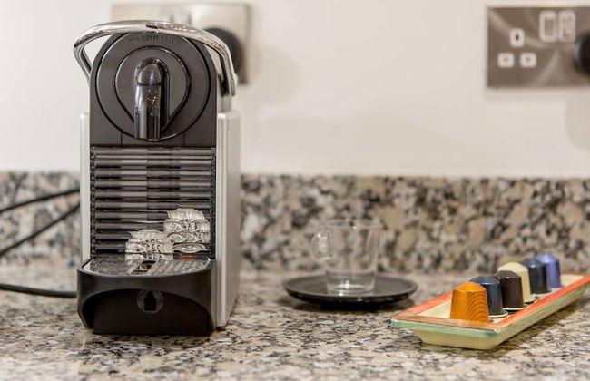 JOIVY Spacious 2 Bed Apt in Ideal City Centre Location - Foto 13