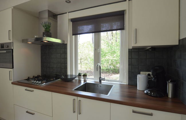 Romantic Forest Retreat With Sauna - Photo 5