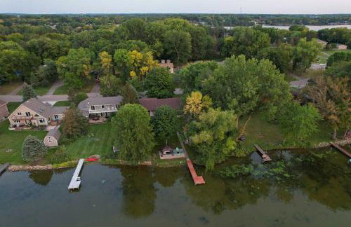 Hugo Home, Direct Lake Access and Private Dock! - Foto 39