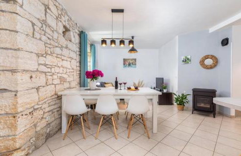 Two-Bedroom Holiday Home In Svetvincenat - Foto 15