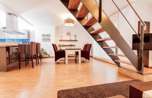 Appartement mit Dachterrasse und Schloßblick - Foto 14