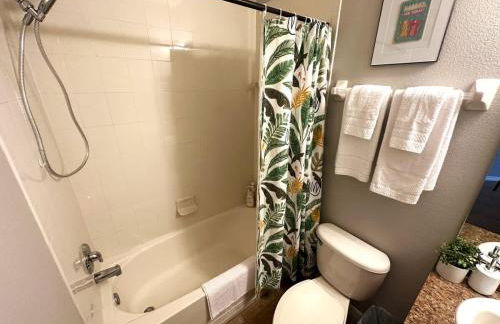 Very Near Disney 3 Bd Condo Walmart 1 min away townhouse - Foto 46
