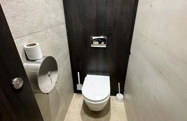 BrightOwl Waterside Narrowboat Cottage Experience - Foto 39