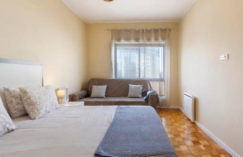 Destiny Oporto - Photo 4