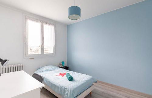 Appart T3 Bien situé a Bourges + Wifi - Foto 8