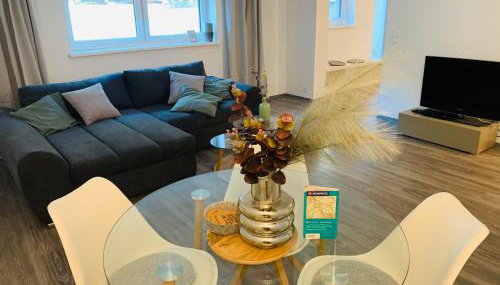 Schickes Apartment mit direkter Waldrandlage - Foto 1