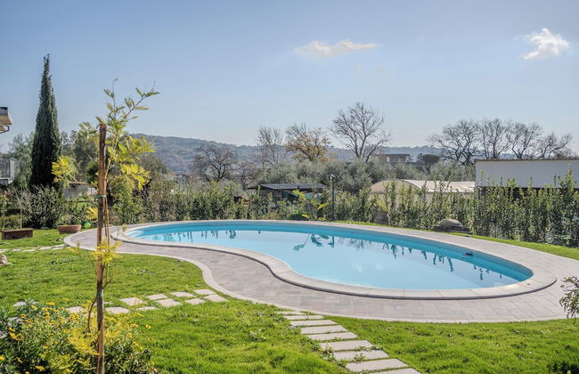 Casale nel Verde con Piscina e Vista - Foto 33