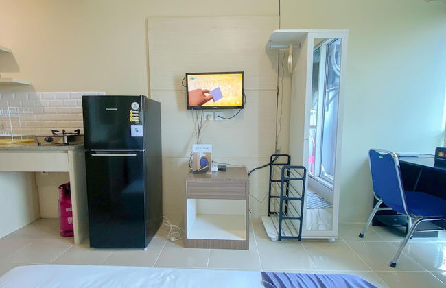 Homey And Best Place Studio Tifolia Apartment - Photo 7