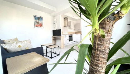 STRASBOURG CENTRE HISTORIQUE Accès direct en Tram et Aéroport - Foto 2