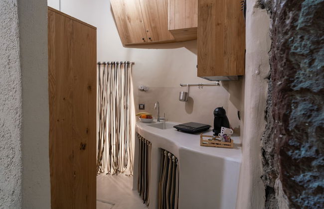 Nalas Suites - Photo 21