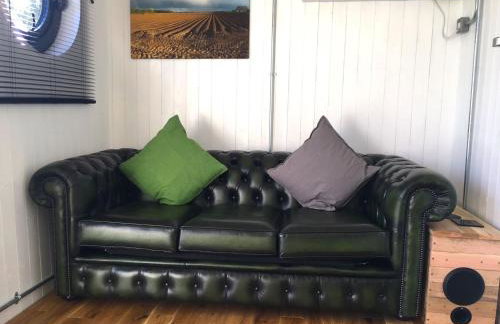 Green CargoPod at Lee Wick Farm Cottages & Glamping - Foto 9