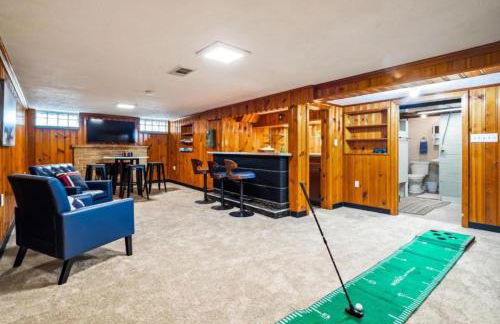 4 Bedroom Pool and Hot Tub Home Near Cleveland - Foto 63