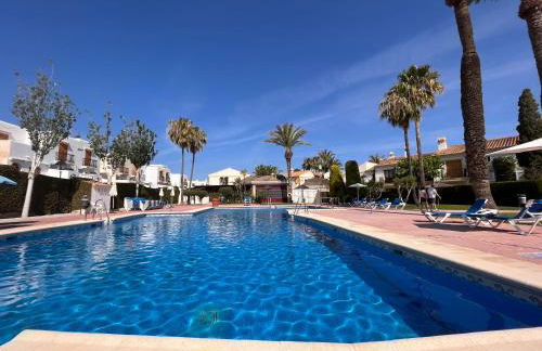 Casa Brisa Vera Costa con piscina abierta todo el año - Foto 4