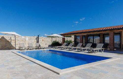 Villa Bukovica - Foto 1