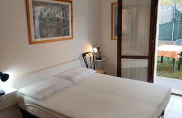 Residence MokyA1-piscina, WiFi, giardino, garage - Foto 19