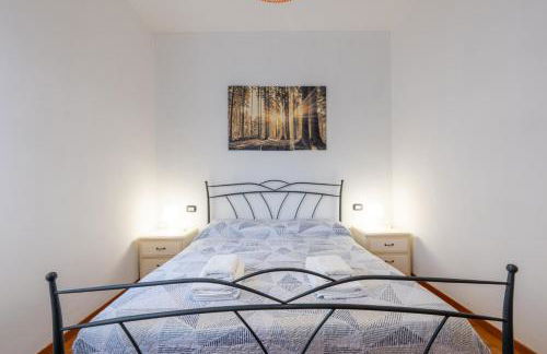 Blu&Yellow Apartment in Parma Station - Photo 13