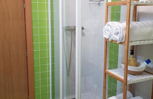 ESTUDIO IDEAL 2 EN VIGO PARA VACACIONES Y TRABAJO - Foto 9