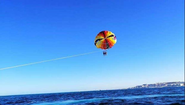 Contemplando el mar Rojo desde las alturas