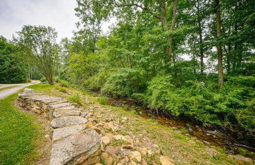 15 Mi to Penn State Hideaway with Fire Pit! - Foto 33